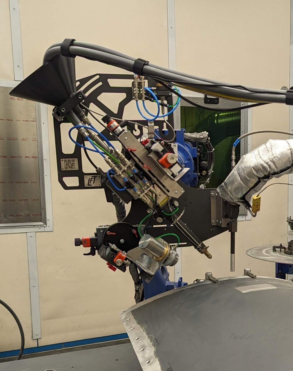 LACS deposition head — robot-mounted process cell